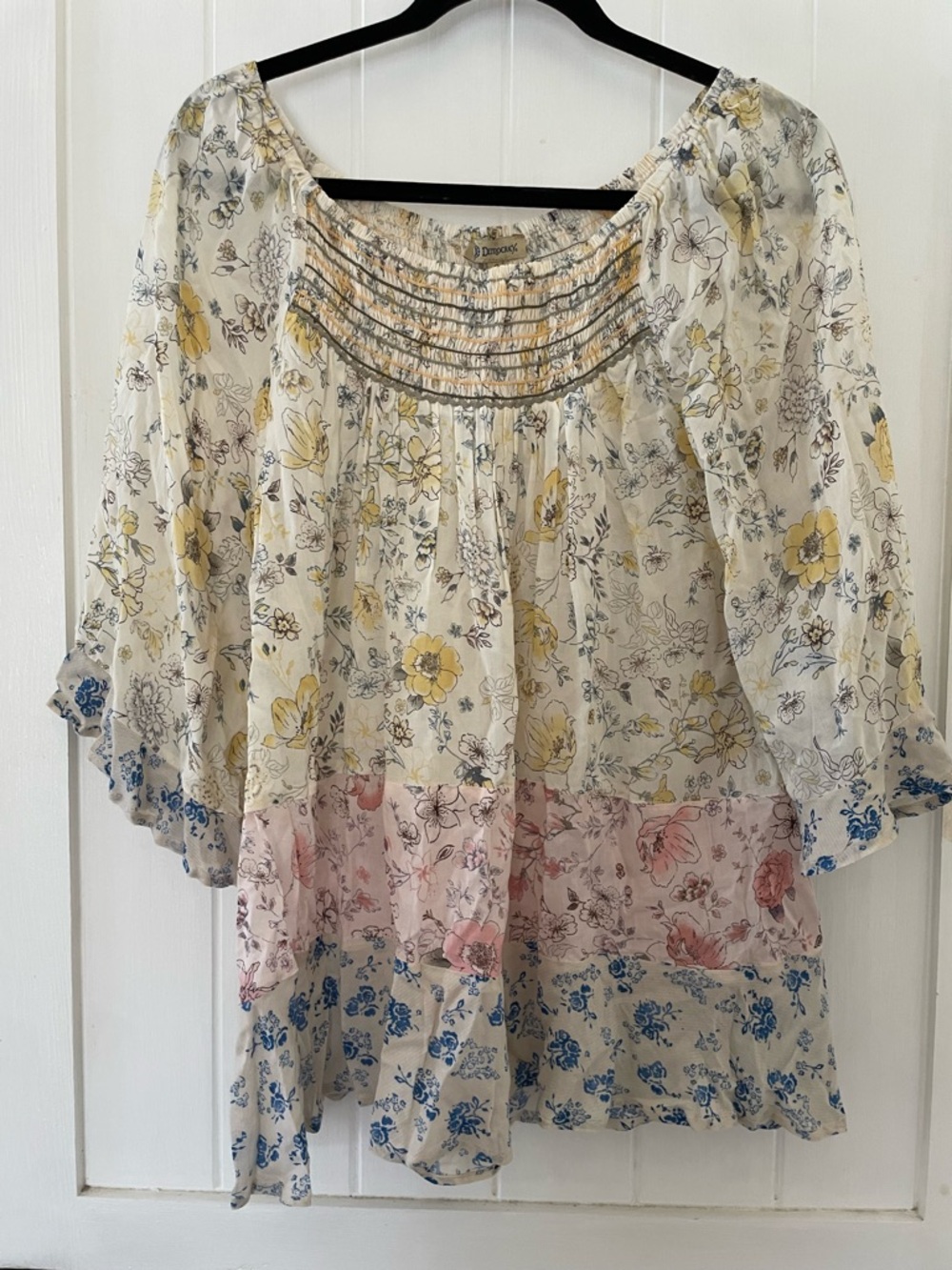 Democracy Beautiful Floral Peasant Tiered  Blouse Top 3/4 Sleeves Patchwork Sz L